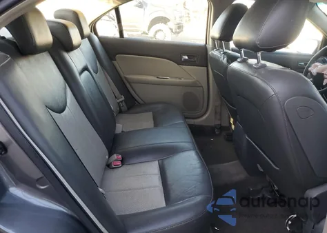 2010 Mercury Milan Premier z USA, uszkodzony, nr VIN 3MEHM0JA0AR625044